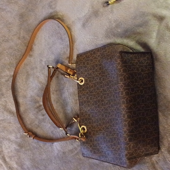 CALVIN KLINE TOTE PURSE LIKE NEW BEAUTIFUL - Picture 3 of 12